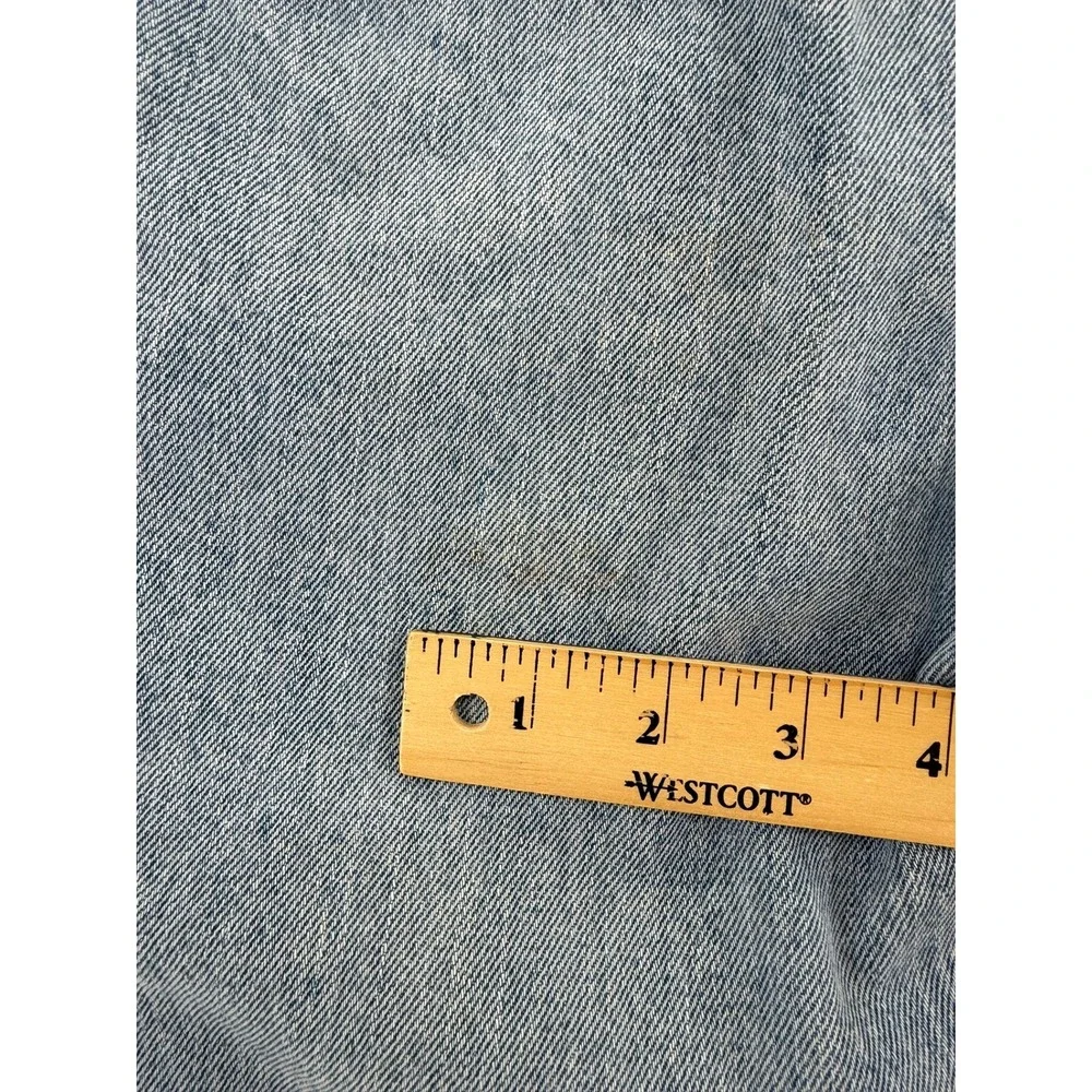 Levi's 550 Relaxed Fit Jeans Men's 32x28 Light Wash Blue Denim 100% Cotton READ